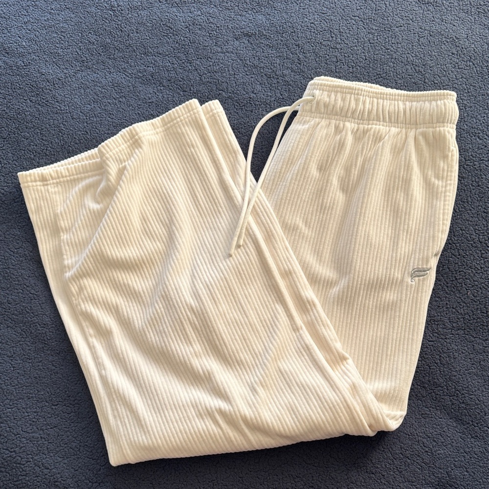 Fabletics Ribbed Two-Piece Set - image 4